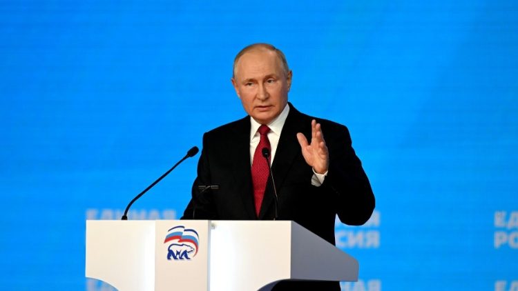 Президент: России нужна современная и доступная медицинская реабилитация