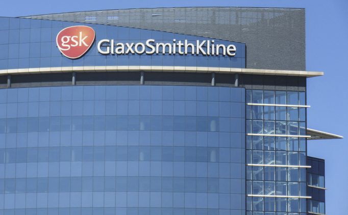 Британская GlaxoSmithKline будет ввозить в Россию только лекарства и вакцины
