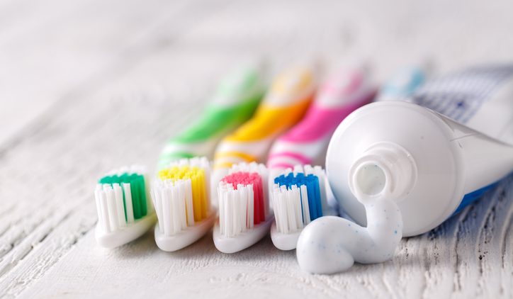 Аналитики назвали самую популярную в России зубную пасту в 2021 году