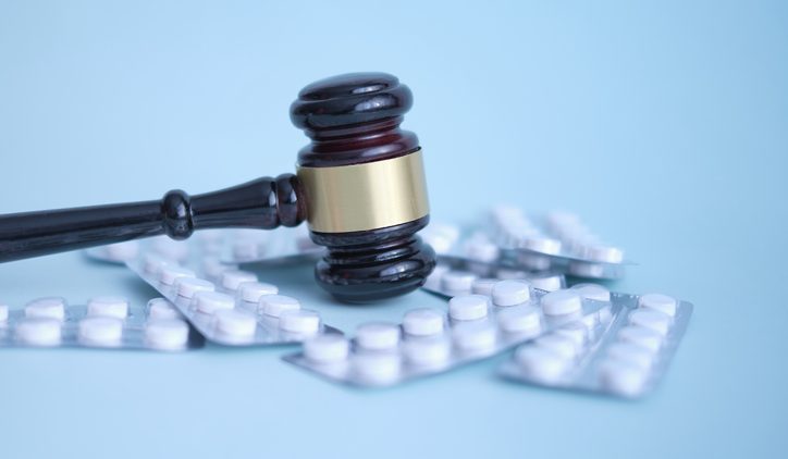ФАС получила жалобы на три из четырех столичных офсетных конкурсов на поставку лекарств