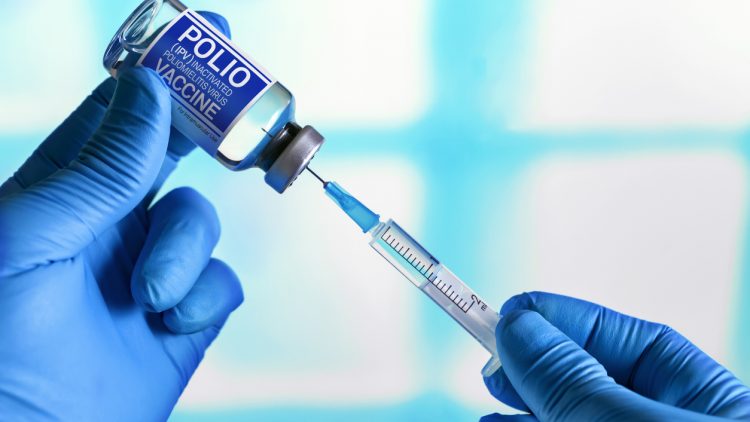 Новая отечественная неживая вакцина от полиомиелита будет стоить менее 400 рублей