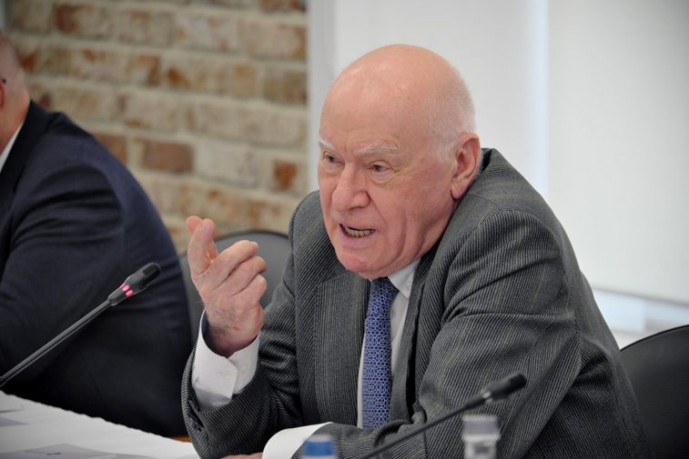 Лео Бокерия: На форуме мы должны сформулировать и показать «маршруты к здоровью»