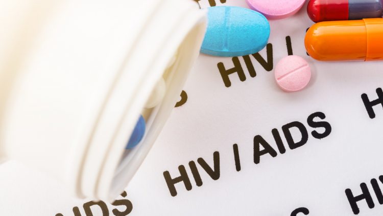 Редкое лекарство от ВИЧ для детей и взрослых начали выпускать в Подмосковье