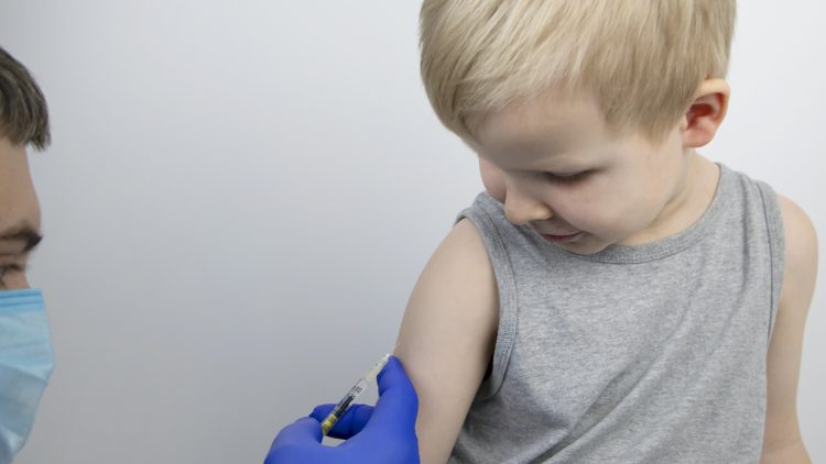 Новая российская вакцина от ротавируса в виде укола проходит клинические исследования