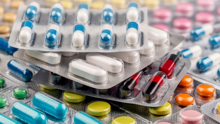 За 3 месяца 2024 года локализованные в России фармкомпании увеличили объем выпуска лекарств