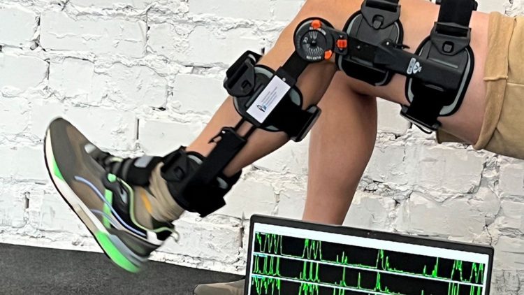 В Самаре запатентовали «умный» ортез для восстановления тазобедренного и коленного сустава