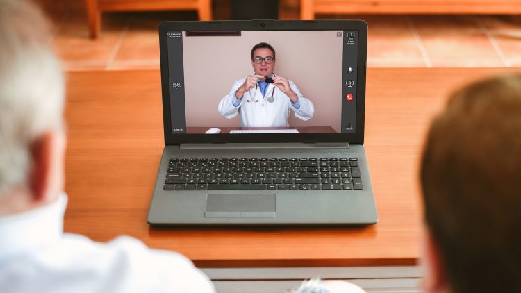 На дистанционку в переподготовке фармспециалистов отвели всего 38 из 504 часов