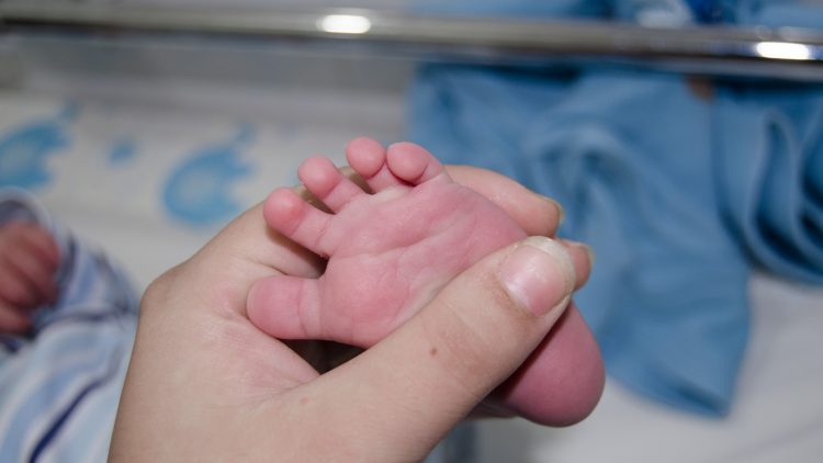 В России новорожденных будут проверять уже на 38 наследственных заболеваний