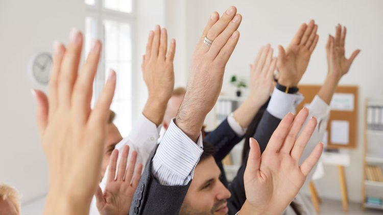 Госдума разграничит понятия «медицинская помощь» и «медицинская услуга»