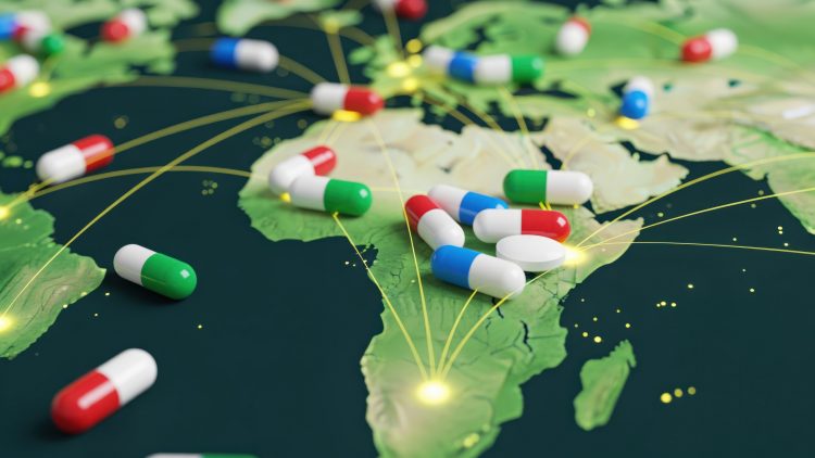 Льготный режим ввоза лекарств в иностранной упаковке продлили до 2027 года