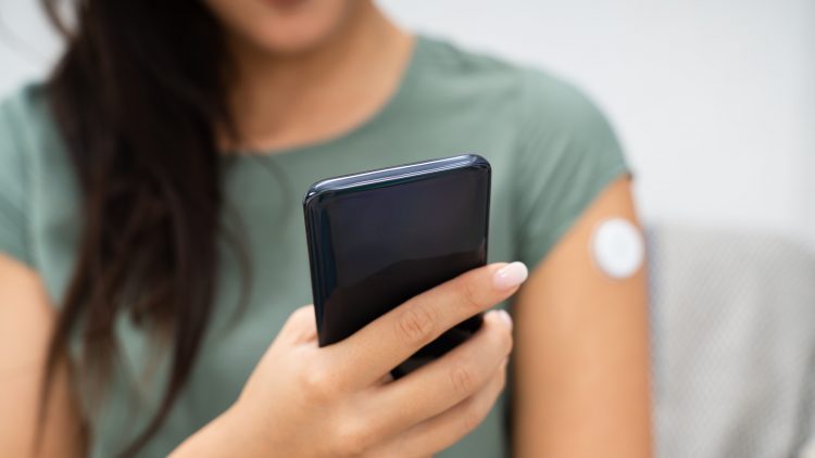 Группа российских студентов разрабатывает инсулиновую помпу, управляемую со смартфона