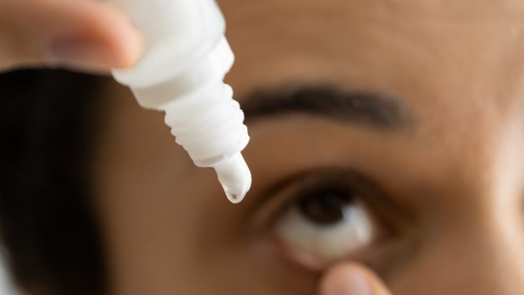 Интернет наводнили капли для глаз без госрегистрации