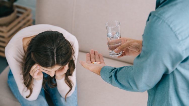 В Госдуме предложили больных депрессией обеспечивать лекарствами по ОМС