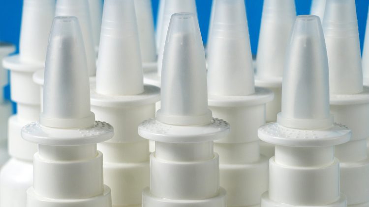 У россиян самым востребованным в 2025 году стал препарат от насморка