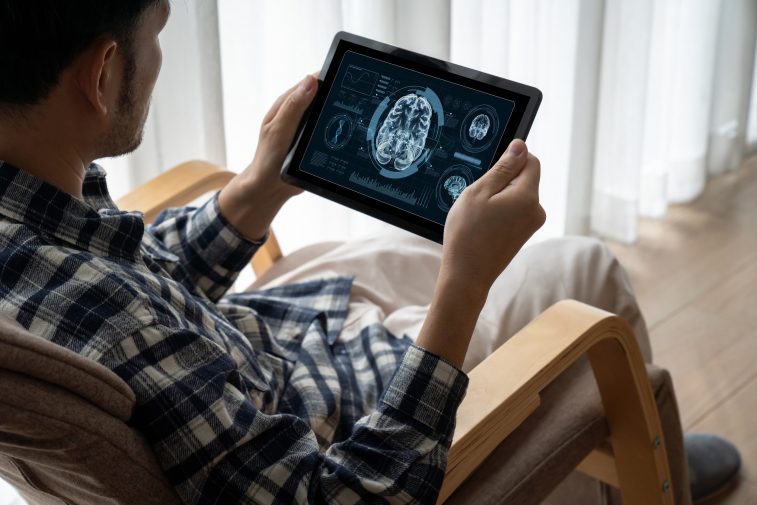 Почти каждый третий россиянин регулярно консультируется с ИИ о здоровье