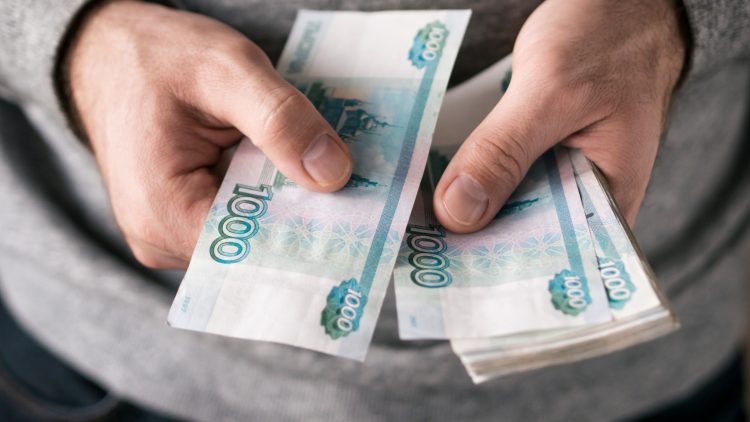 В ГД предложили увеличить максимальный размер налоговых вычетов за лекарства, лечение и другие расходы