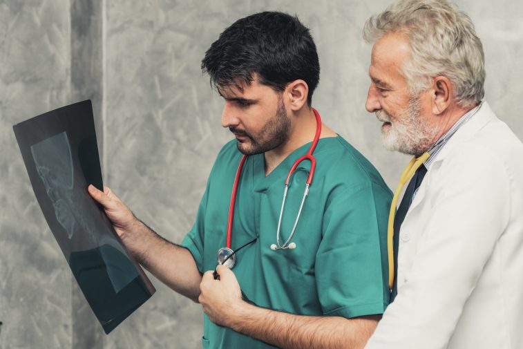 Минздрав детализировал отработку по медицинским и фармацевтическим специальностям