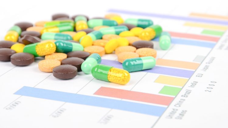 Цены на два новых российских дженерика установили ниже импортных на 9 и 24%