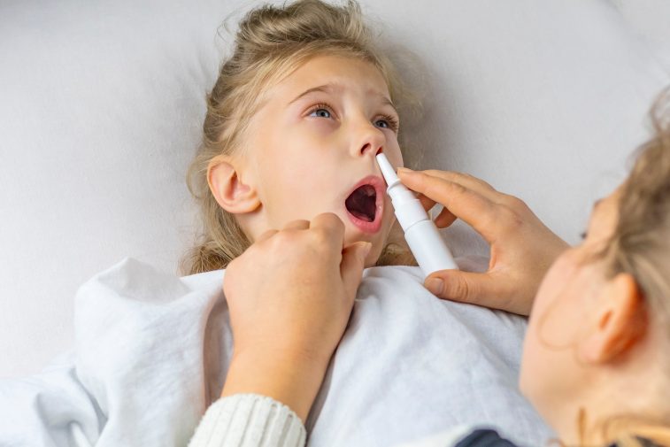 В России создали спреи для носа и горла без привыкания