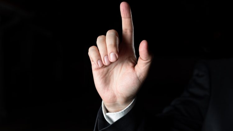 Путин поручил сделать паллиативную помощь доступнее для пациентов с тяжелыми болезнями