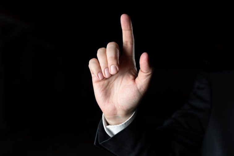 Путин поручил сделать паллиативную помощь доступнее для пациентов с тяжелыми болезнями