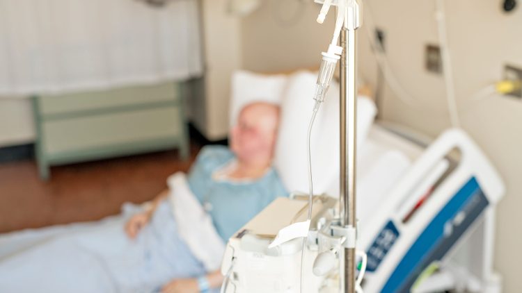 В России врачи впервые лечат пациента с меланомой кожи персонализированной мРНК-вакциной