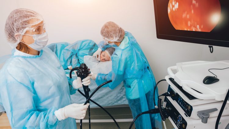 Пациенты просят обязательного обезболивания при гастроскопии по ОМС