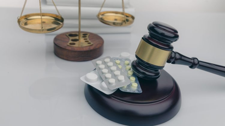 Третья попытка: еще один дженерик от «Промомеда» породил патентный спор