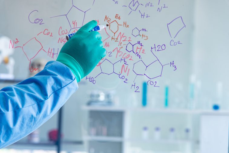 В 2027 году российские фармкомпании получат госсубсидии на клинические исследования лекарств