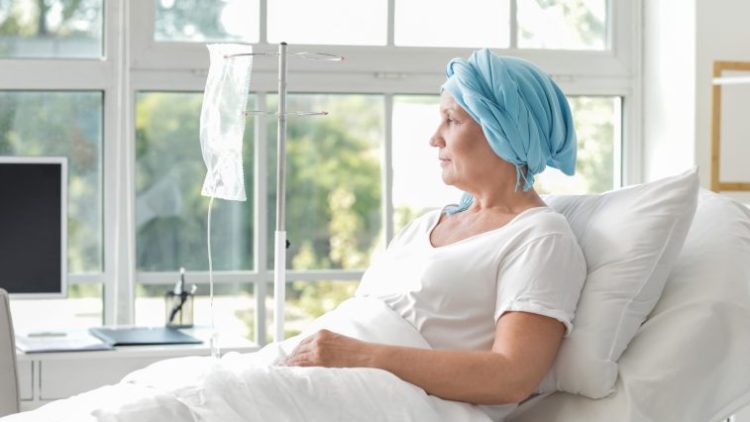 Московские ученые создали наночастицы, которые могут одновременно искать и уничтожать рак